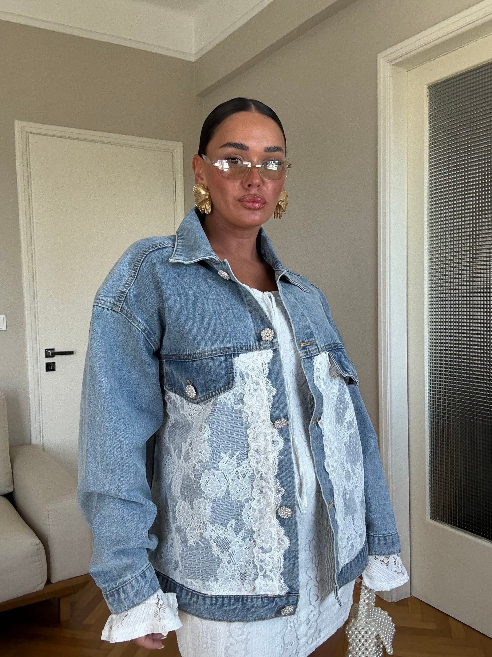 XHAKETË OVERSIZE DENIM ME DANTELLË