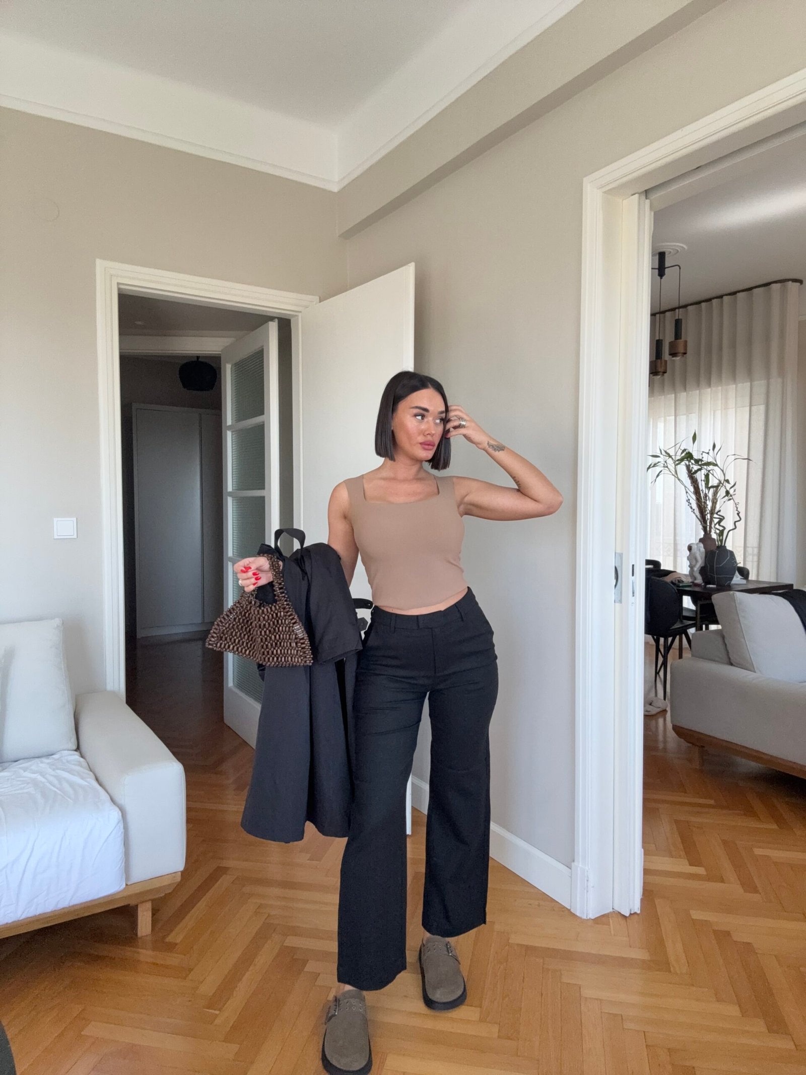 PANTALLONA LINO ME PRERJE TË DREJTË