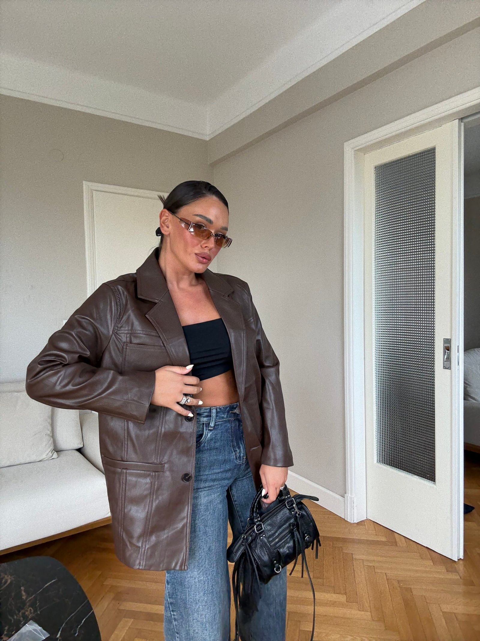 XHAKETË LËKURE OVERSIZE