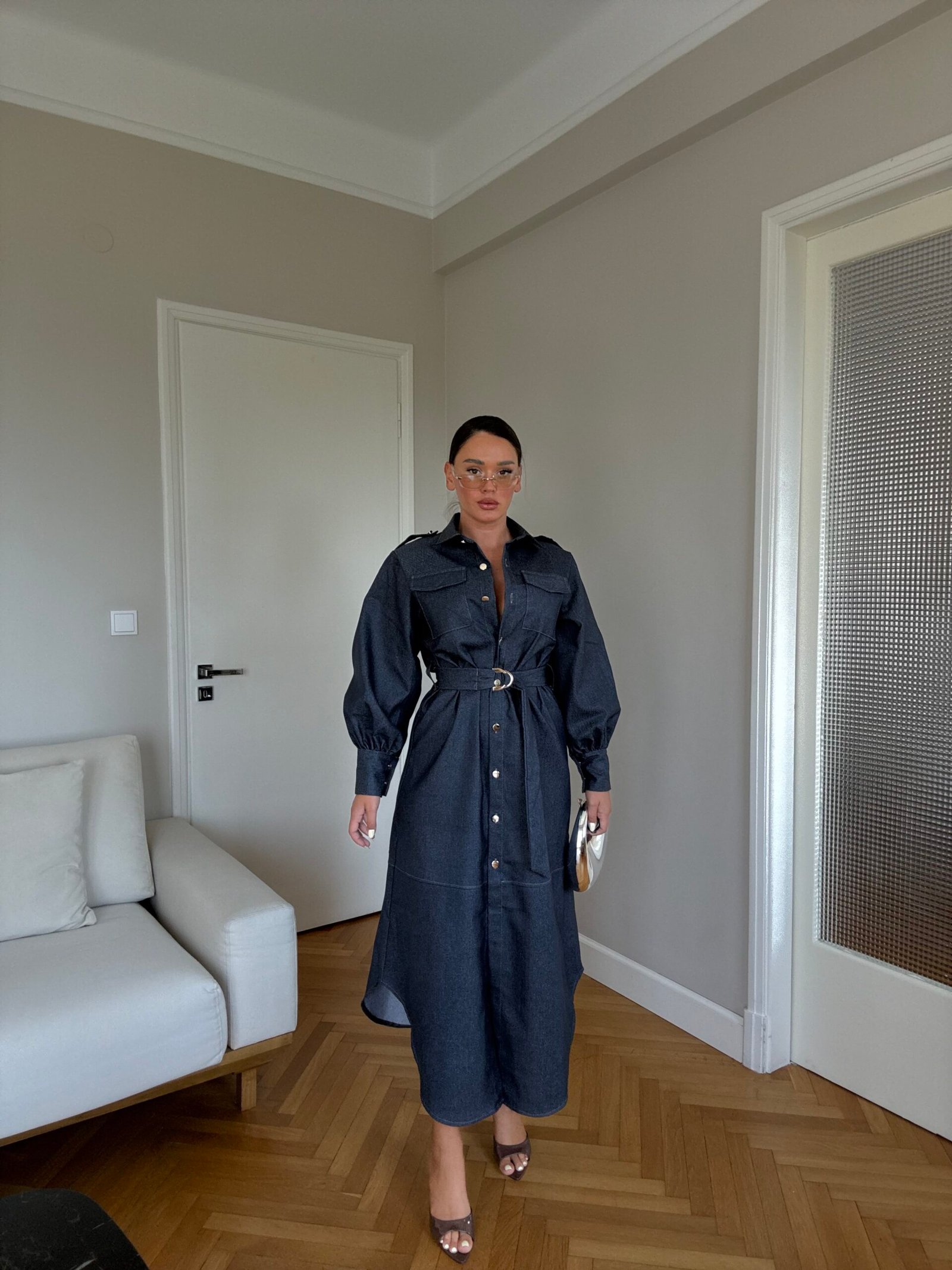 FUSTAN I GJATË XHINS STIL KËMISHE ME RRIP NË BEL