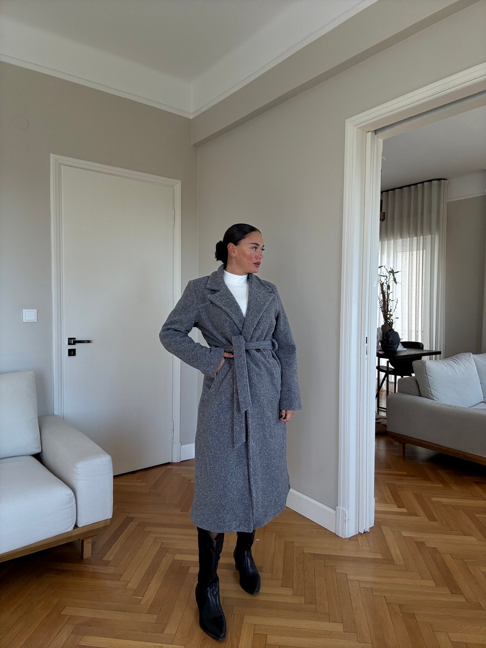 PALLTO E GJATË PELLUSHI ME RRIP BELI