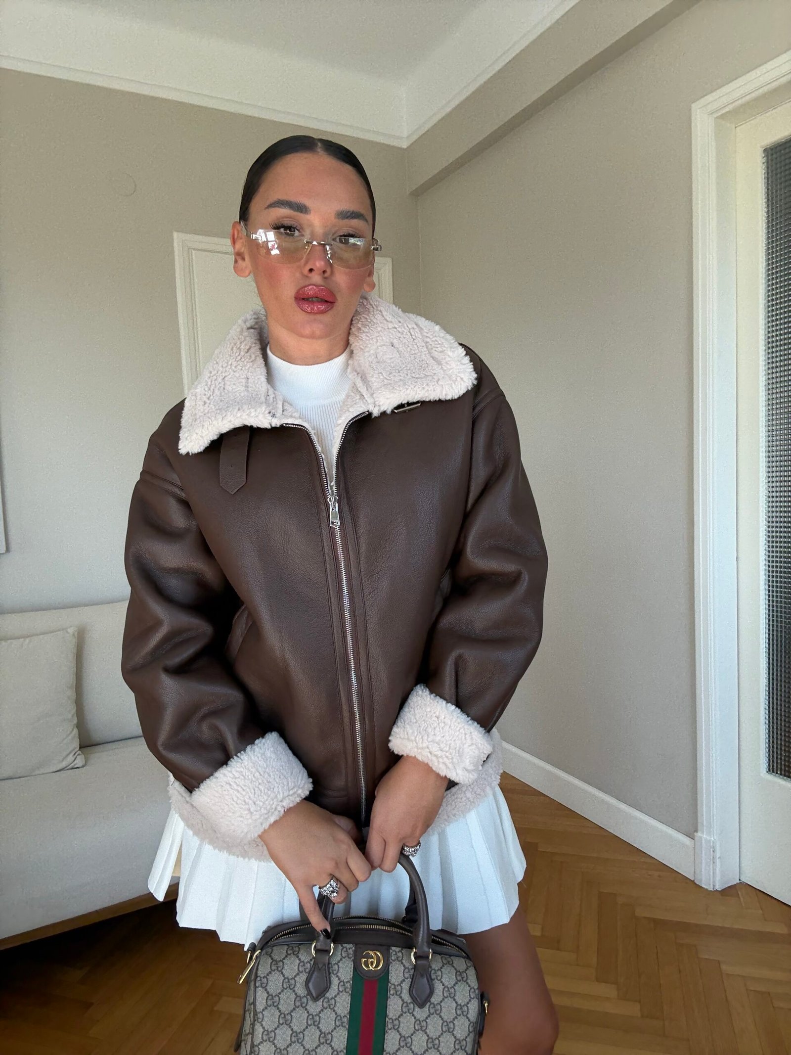 XHUP AVIATOR OVERSIZED ME PELLUSH TË BRENDSHËM