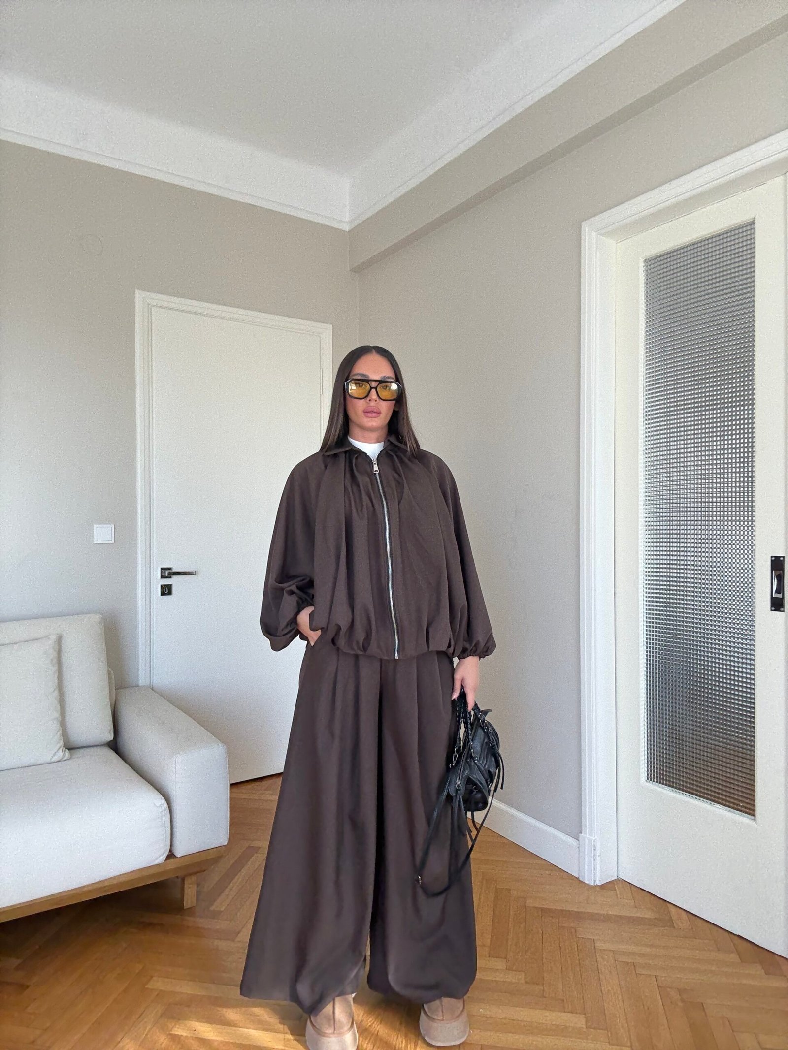 SET 2 PJESËSH ME XHAKETË DHE PANTALLONA TË GJERA