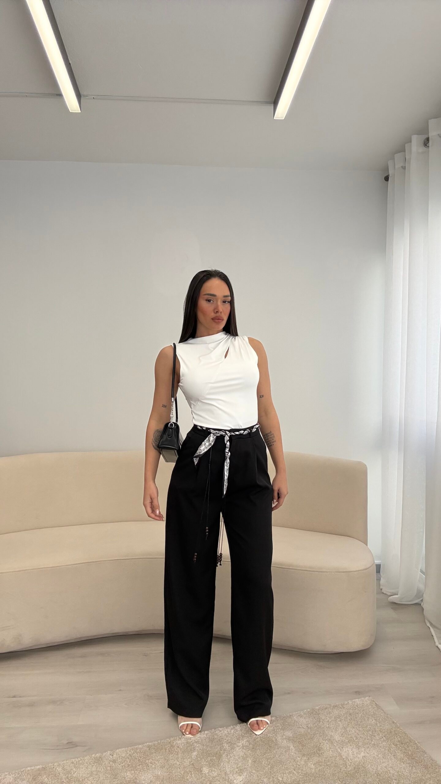 PANTALLONA KLASIKE ME RRIP SHALLI