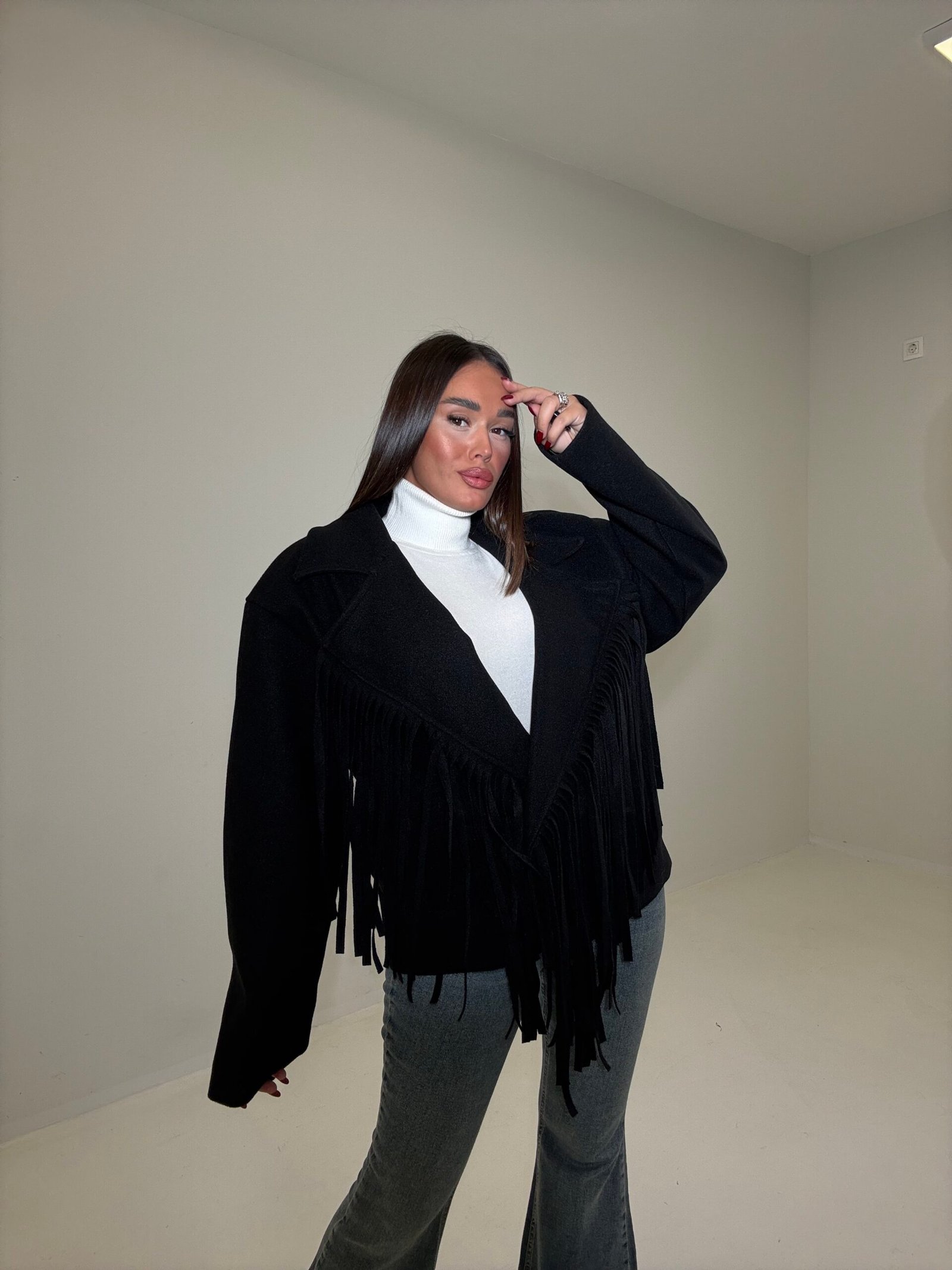 XHAKETË OVERSIZE ME THAKË