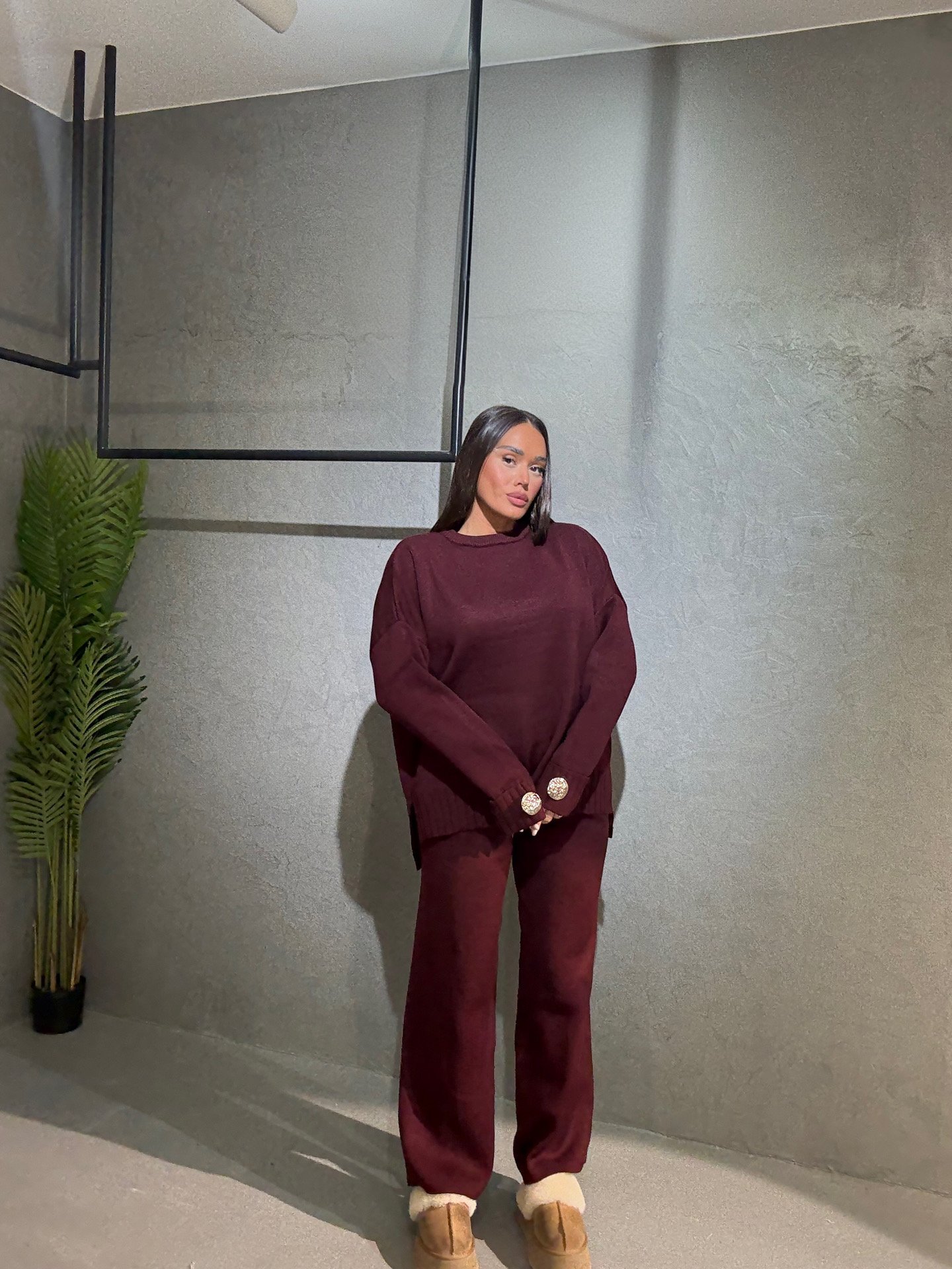 KOSTUM DEVE ME DETAJE KRISTALESH