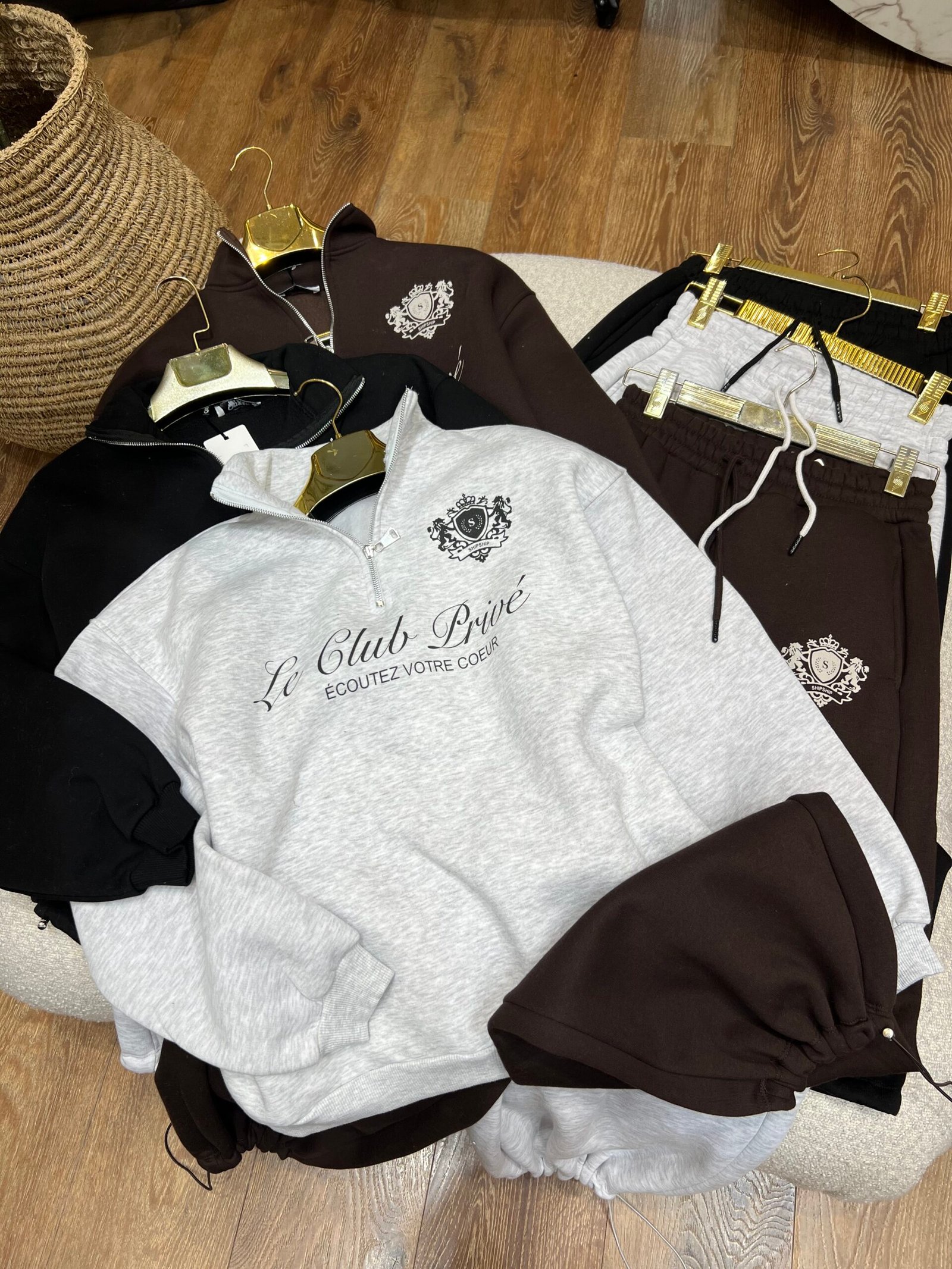 SET SPORTIV PAMBUKU ME GJYSMË-ZINXHIR “LE CLUB PRIVE”