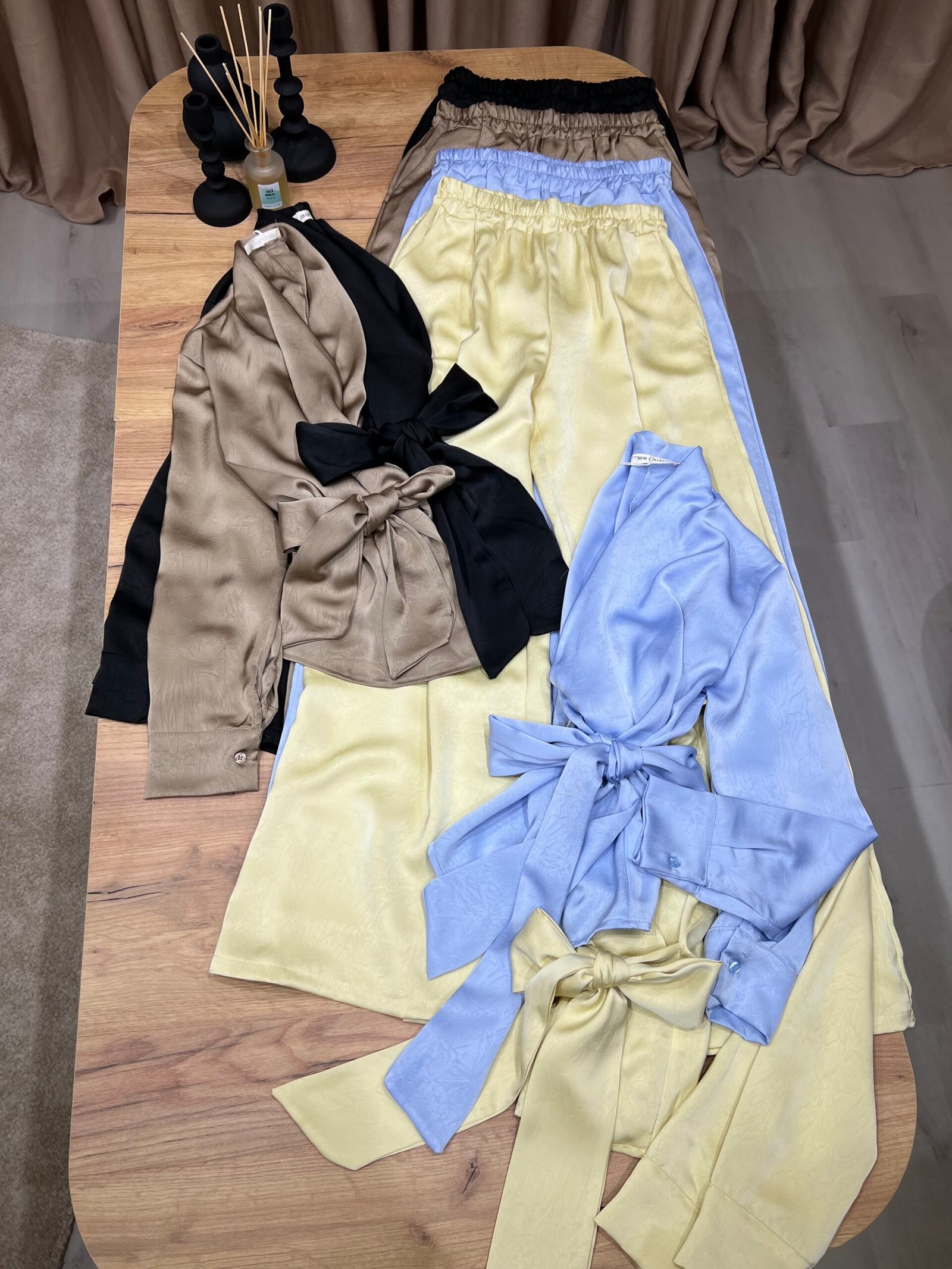 SET DY-PJESESH SATIN LOOK ME RRIP