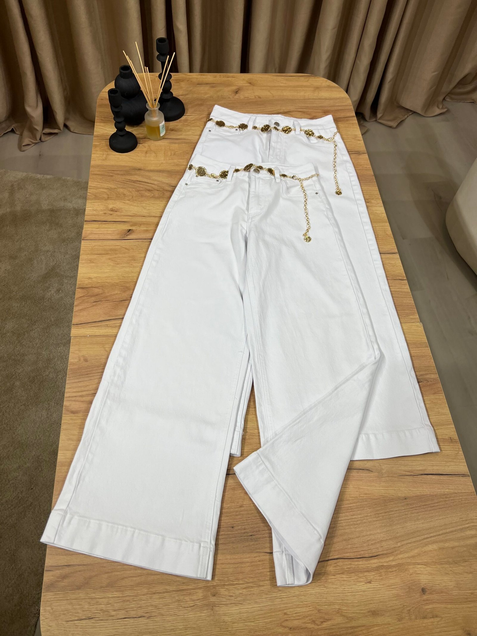 XHINSE TE BARDHA ME RRIP GOLD