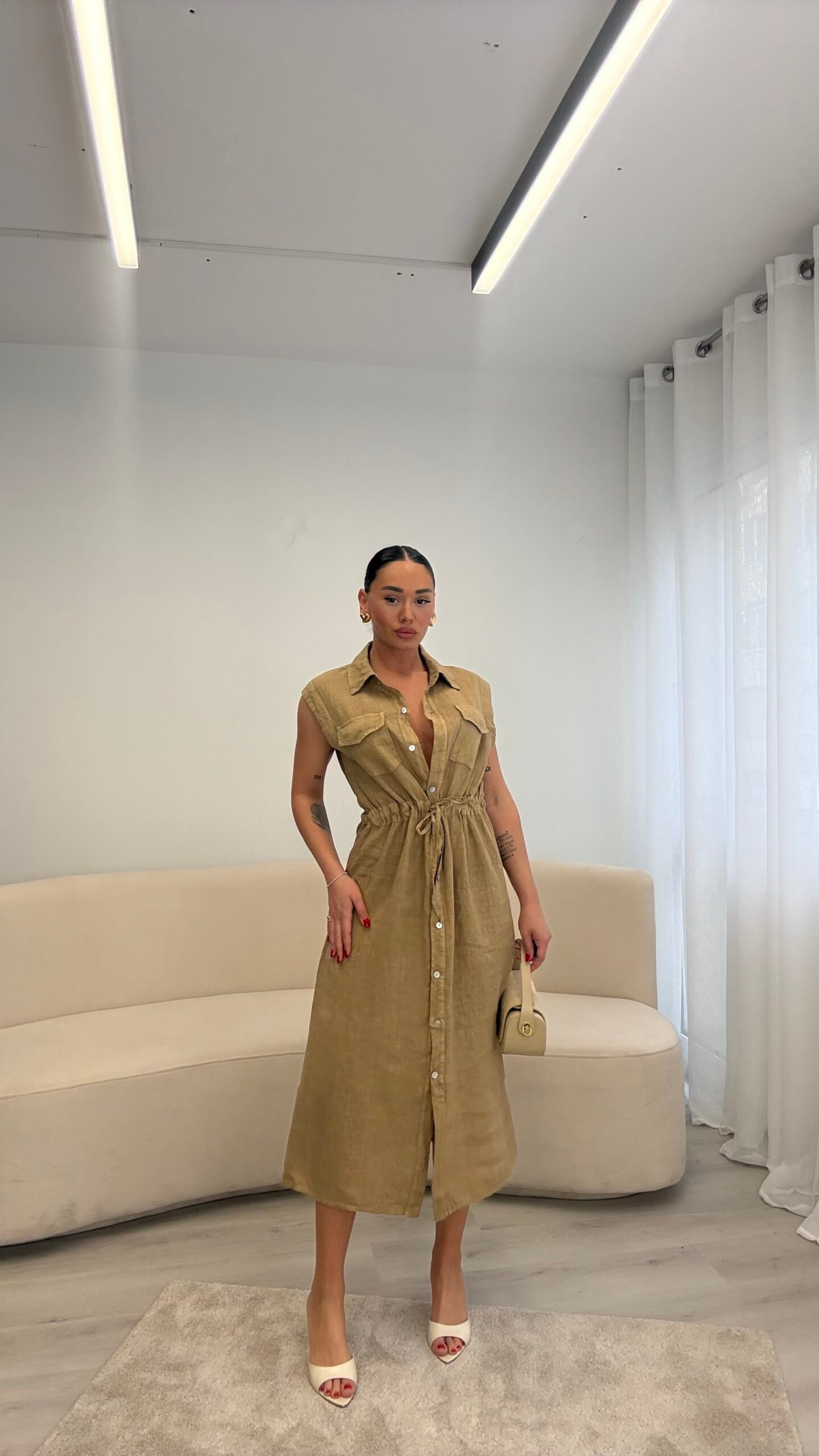 FUSTAN LINO ME KOPSA DHE LIDHËSE