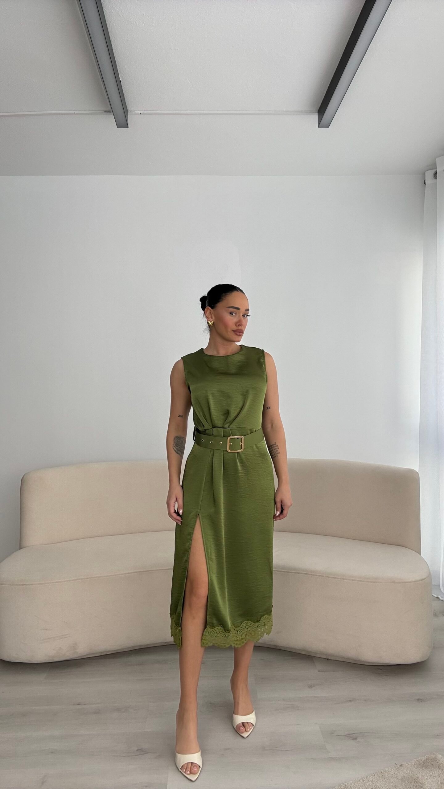 FUSTAN SATEN ME RRIP