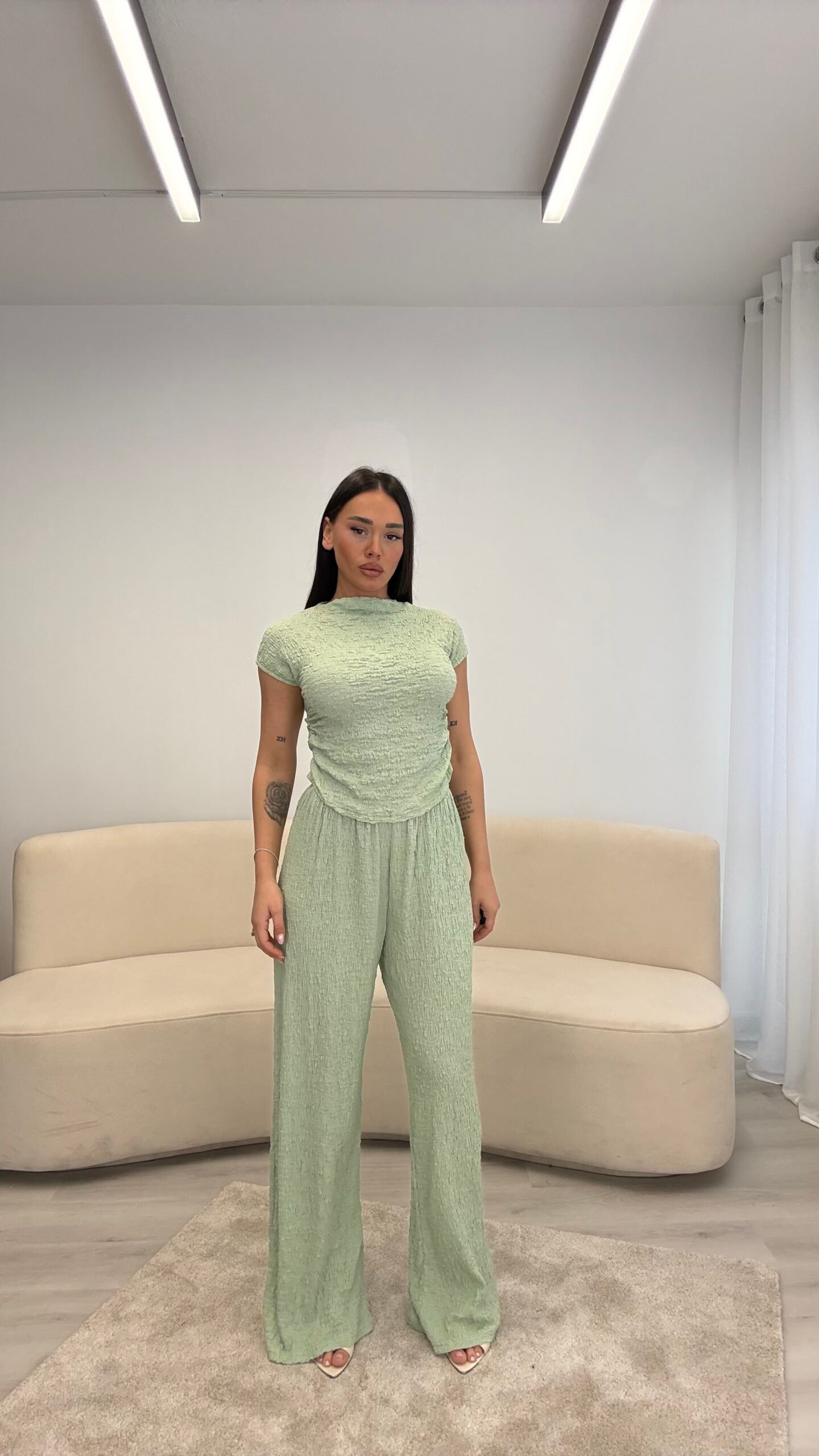 SET RELAXED ME TEKSTURË ELASTIKE