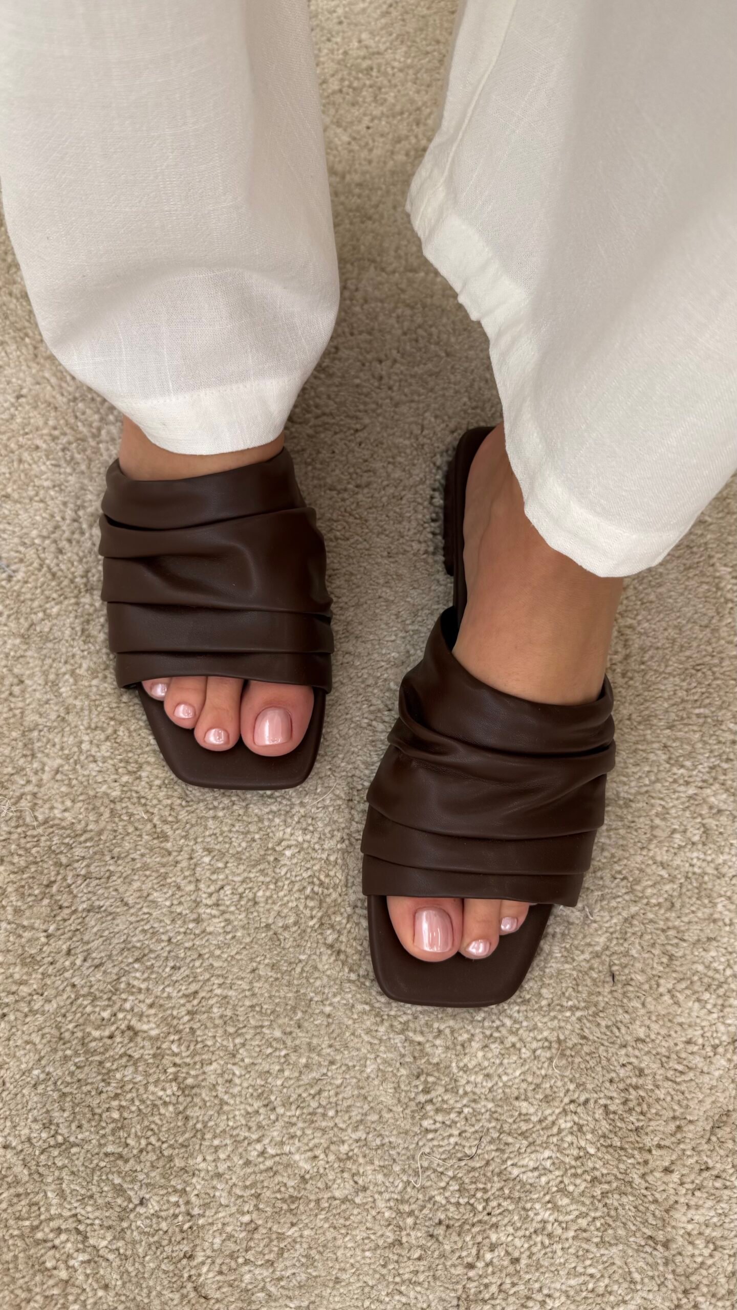 SHAPKA SOFT VOLUME – PADDED STRAP DESIGN