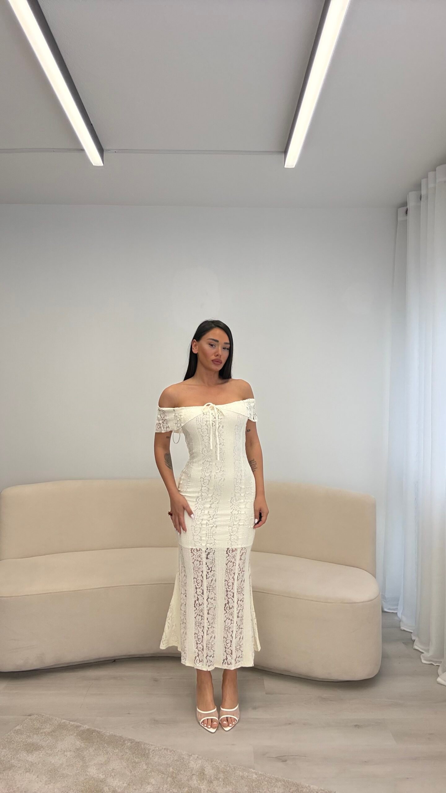 FUSTAN OFF SHOULDER ME DANTELLE